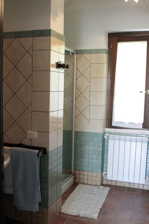 הוילה מנצ'יאנו Il Laghetto Agriturismo חדר תמונה