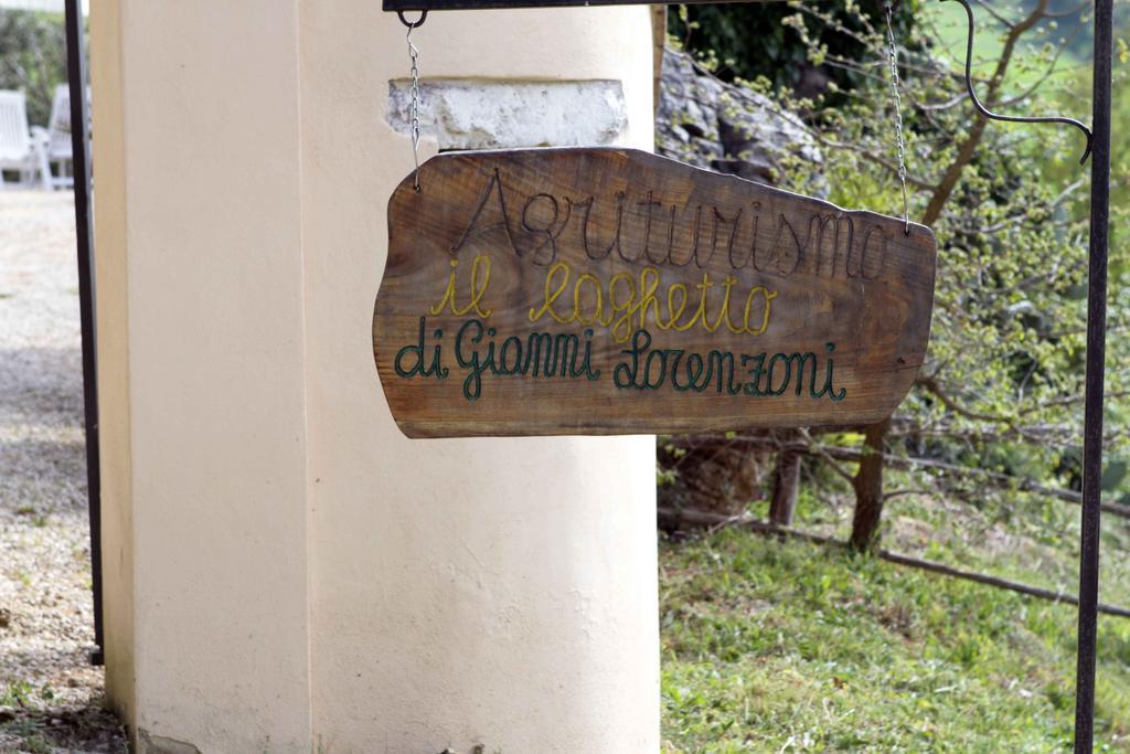 הוילה מנצ'יאנו Il Laghetto Agriturismo מראה חיצוני תמונה